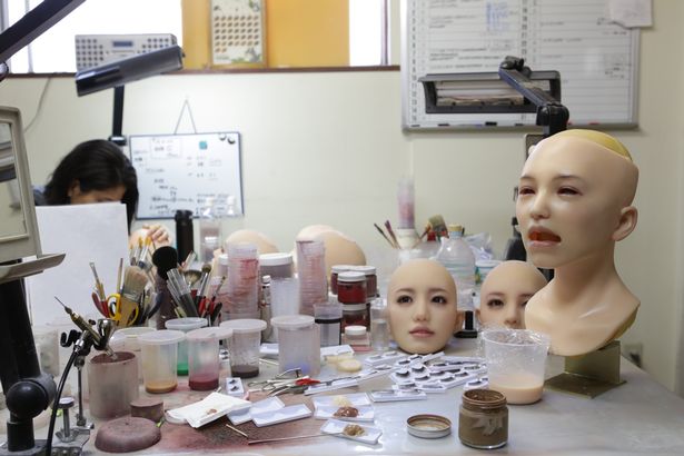 Bên trong nhà máy búp bê tình dục lâu đời nhất Nhật Bản - 7