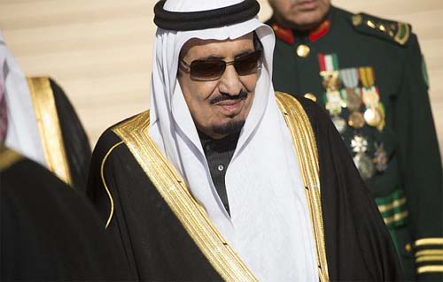 Vua Saudi tặng quà 375.000 USD cho quan chức Indonesia - 1