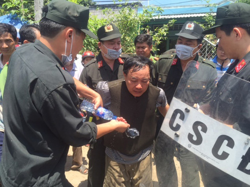 Kẻ đâm cấp trên ở Trà Ôn có tiền sử tâm thần? - 1