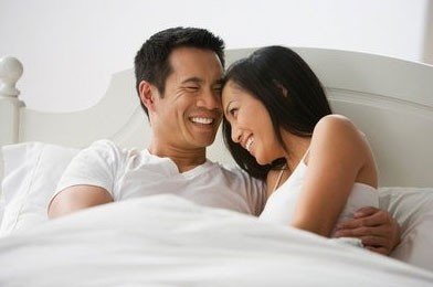 Vì sao đàn ông 40 lại hấp dẫn phụ nữ tuổi 30 về tình dục? - 2