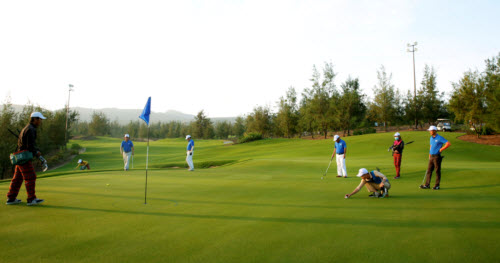 Tin thể thao HOT 17/3: Muay thế giới “ngả mũ” trước Duy Nhất - 2