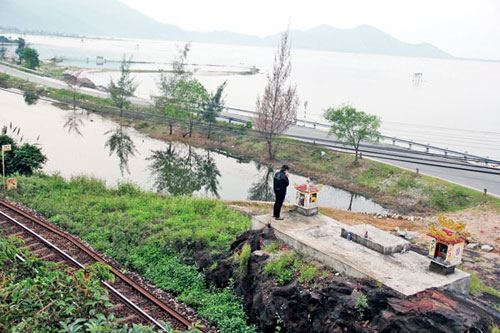 Chuyện chưa kể ở “xóm cứu nạn” vụ lật tàu chấn động - 1