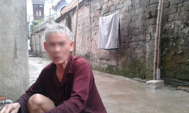 Bất ngờ gia cảnh người mẹ bị "tố" lột trần con, đuổi ra ngoài trời mưa - 2