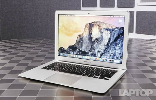 Những laptop có pin “trâu” nhất năm không thể bỏ qua - 2