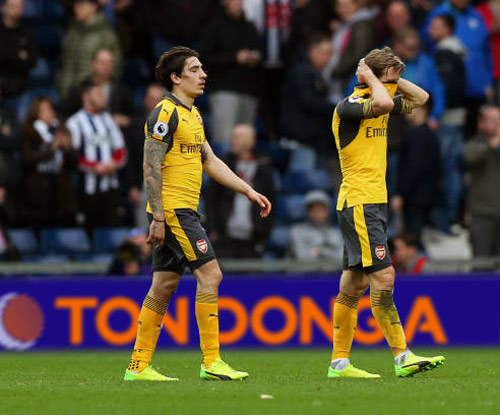 Vòng 29 Ngoại hạng Anh, West Brom 3-1 Arsenal: Wenger lâm nguy - 1