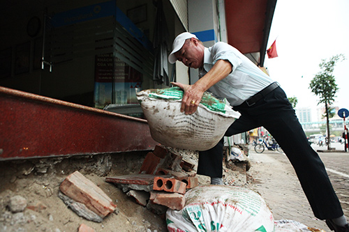 Những bậc tam cấp chuẩn nhất Hà Nội sau cơn lốc giành lại vỉa hè - 10