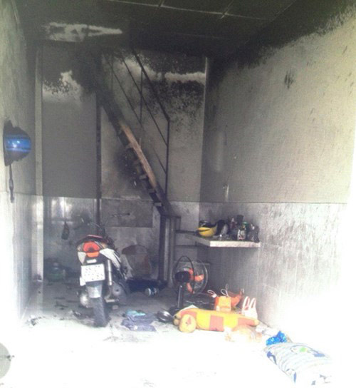 Một cô gái tử vong vì bị đốt giữa đêm khuya - 1