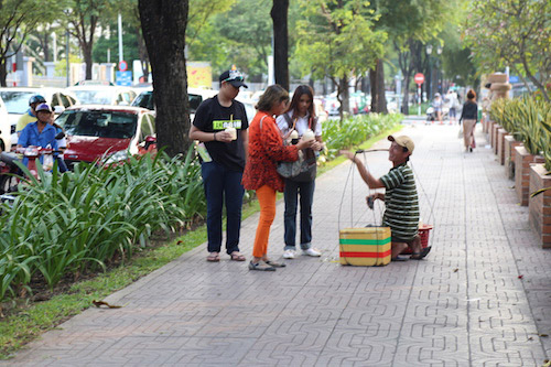 Ảnh: Những vỉa hè sắp bán hàng rong hợp pháp ở quận 1 - 11