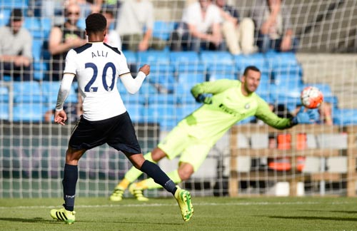 &#34;Sát thủ&#34; tuổi đôi mươi: SAO Tottenham vẫn thua 1 người - 4