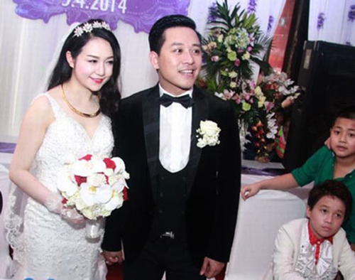 3 màn cầu hôn độc, lạ của sao Việt khiến fan bất ngờ - 3