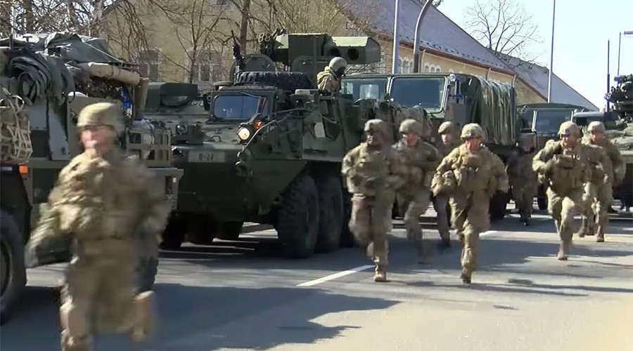 Quân đội NATO tiến về Ba Lan để ngăn chặn Nga - 1