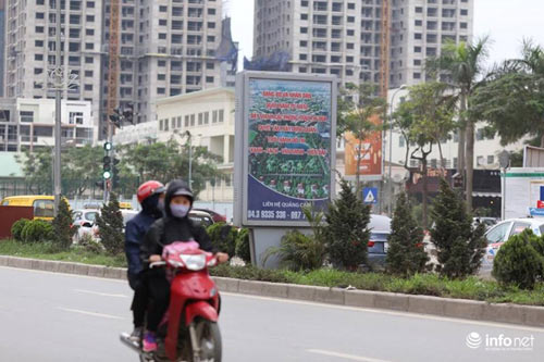 Lỗi chính tả ngây ngô nằm hiên ngang giữa đường Hà Nội - 8