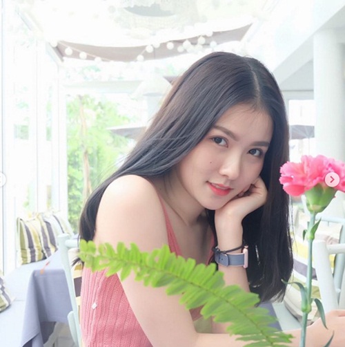 Đến cả nữ y tá cũng khiến người ta phải xốn xao thế này sao? - 10