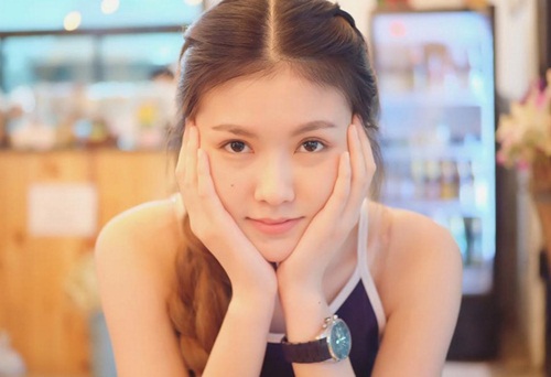 Đến cả nữ y tá cũng khiến người ta phải xốn xao thế này sao? - 11