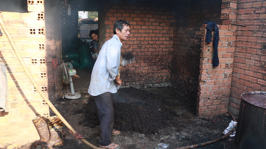 Bắt quả tang cơ sở trộn phẩm màu để thành tiêu “ngon” - 2