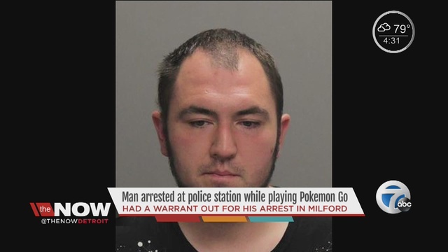 Trót dại đi bắt Pokemon, tên tội phạm bị truy nã tự sa lưới - 1