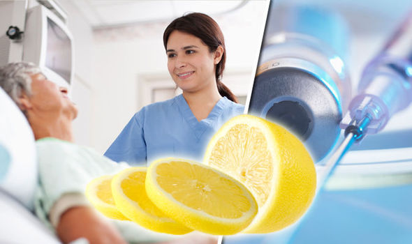 Phát hiện đột phá: Vitamin C hiệu quả hơn thuốc chống ung thư tới 1000% - 1