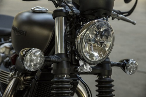Triumph Bonneville Bobber sẽ ra mắt trong hôm nay - 3