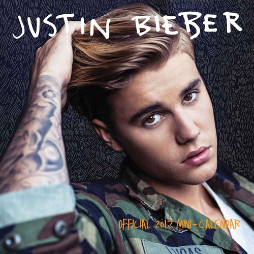 Justin Bieber gây choáng với mốt &#34;gái hư&#34; khoe chân ngực - 7