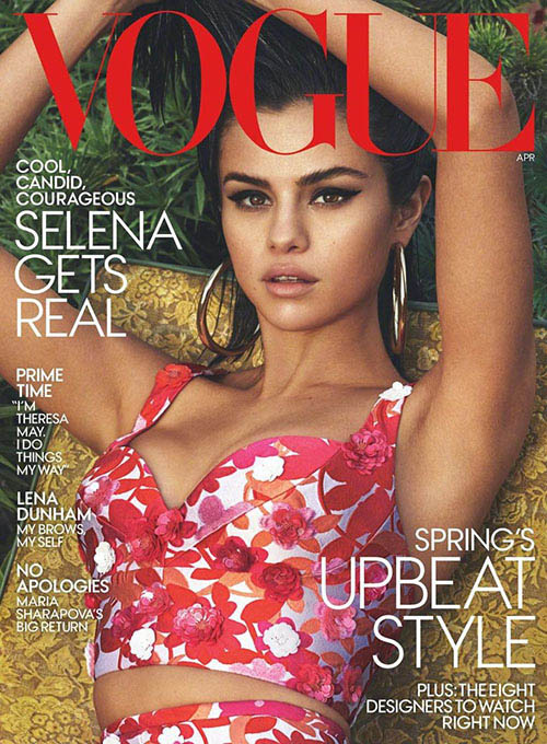 Selena Gomez tái xuất với màn bikini rực rỡ sau bạo bệnh - 1