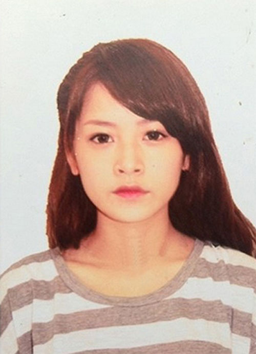 Bất ngờ ảnh thẻ cho thấy nhan sắc thực của mỹ nhân Việt - 4