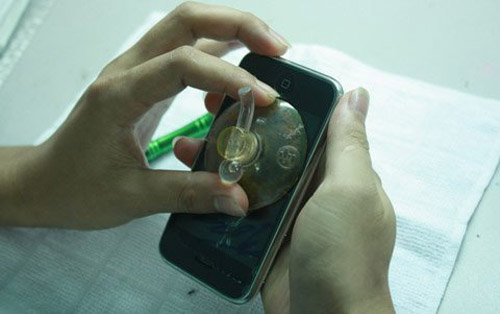 Công nghệ “nấu” iPhone cũ thành mới tại VN - 3