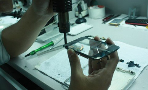 Công nghệ “nấu” iPhone cũ thành mới tại VN - 6