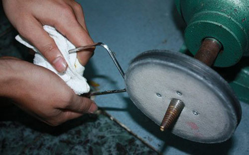 Công nghệ “nấu” iPhone cũ thành mới tại VN - 8