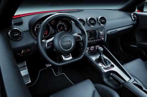Audi TT-RS Plus giá 80.000 USD - 10