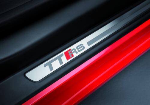Audi TT-RS Plus giá 80.000 USD - 11
