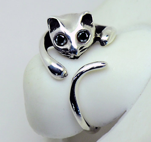 Nhẫn cũng đáng yêu như... mèo - 22