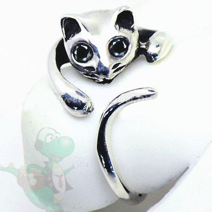 Nhẫn cũng đáng yêu như... mèo - 38