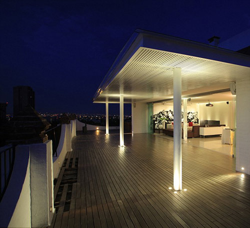 "Rụng tim" với toilet xuyên thấu - 4