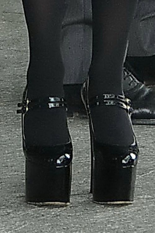 "Dị nhân" thời trang bất ngờ dịu dàng - 15