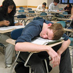 Hỏi kiểu... dễ ăn đấm