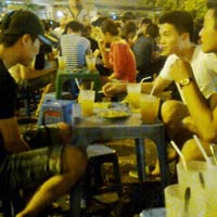 Thị trường - Tiêu dùng - Giải khát vỉa hè lợi nhuận "siêu khủng"