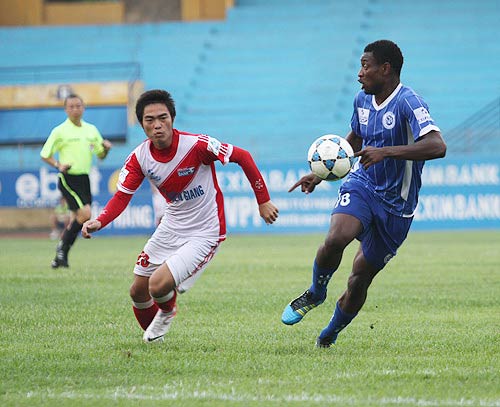 CLB Hà Nội thua , HLV Thành Vinh xin từ chức - 2