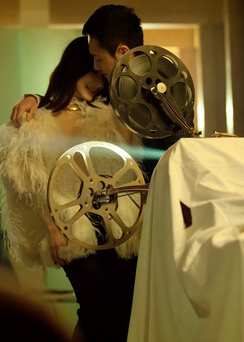 Phùng Thiệu Phong tình tứ "người mới" - 2