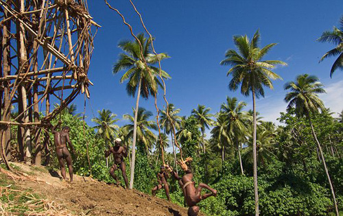 Rùng mình với lễ trưởng thành - 7