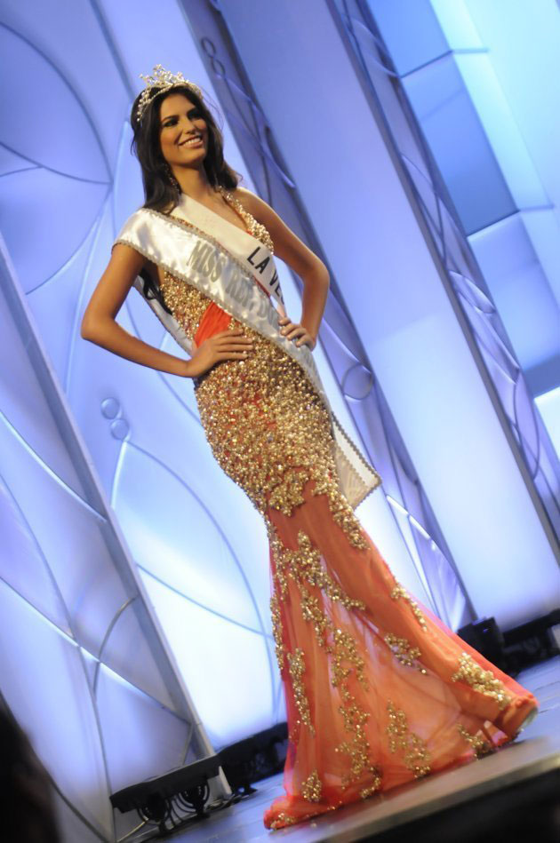 3 hoa hậu đồng loạt bị tước vương miện - 8