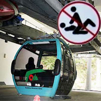 Phi thường - kỳ quặc - Cấm 9X làm "chuyện ấy" trong cáp treo