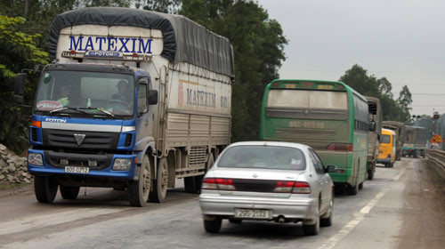 Kinh phí mở rộng QL 1: Thu từ dân là chính - 1