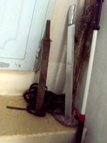 Truy nóng nhóm SV vào phòng trọ chém người - 3