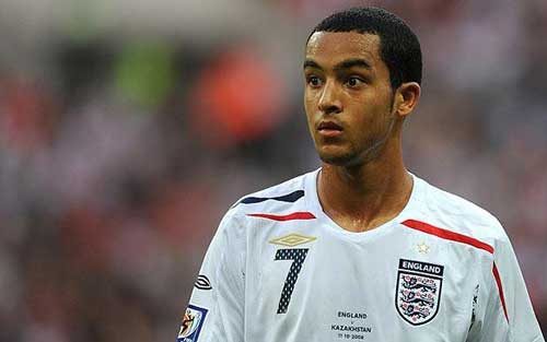 Walcott có thể dự EURO 2012 - 1