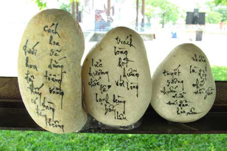 Người viết truyện Kiều trên đá cuội đầu tiên - 2