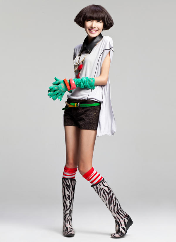 Mặc tương phản đen và trắng cá tính - 13