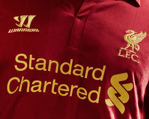 Liverpool quảng cáo áo đấu “phù thủy” - 6