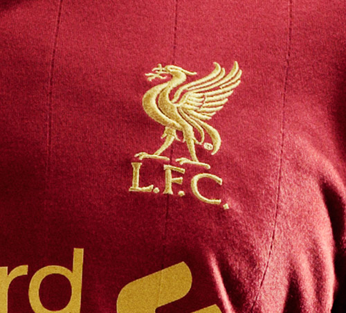 Liverpool quảng cáo áo đấu “phù thủy” - 8