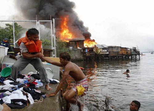 Philippines: Cháy lớn, cả nghìn người mất nhà - 5