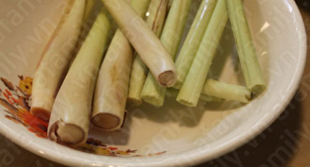 Nem lụi chấm tương đậu nành ngon tuyệt - 4